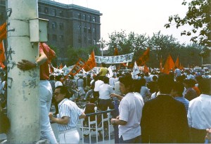 Crowds for the Final Days